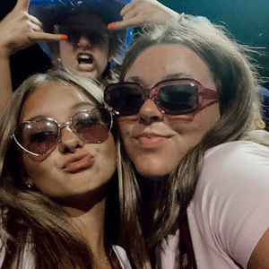 Meet your Posher, Ali